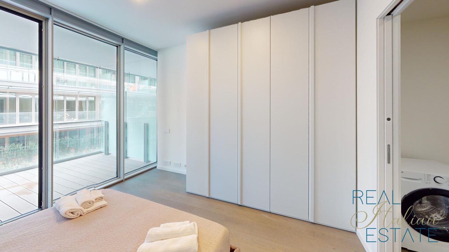 5M-Piazzale-John-Fitzgerald-Kennedy-2-Bedroom 1