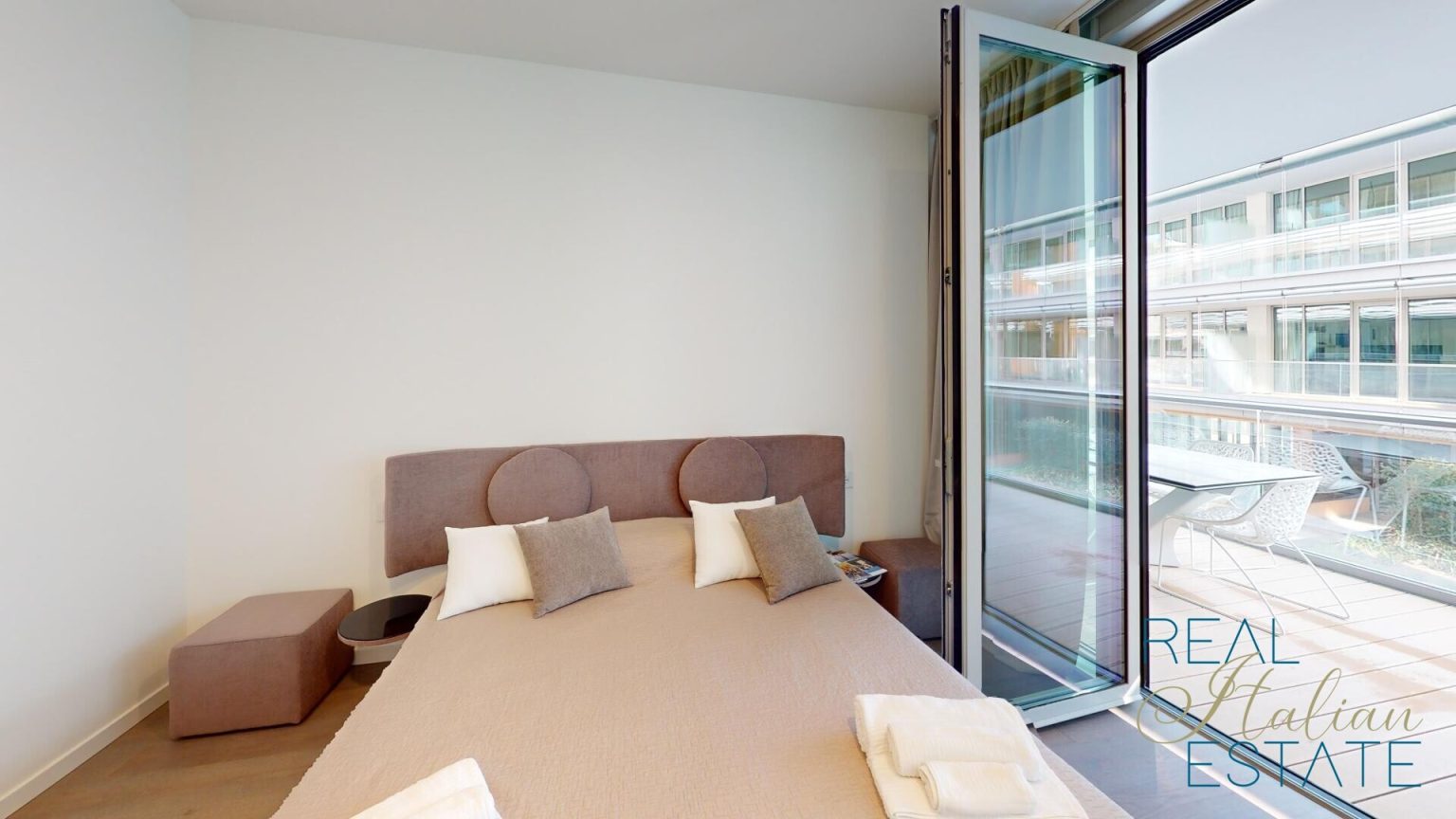 5M-Piazzale-John-Fitzgerald-Kennedy-2-Bedroom
